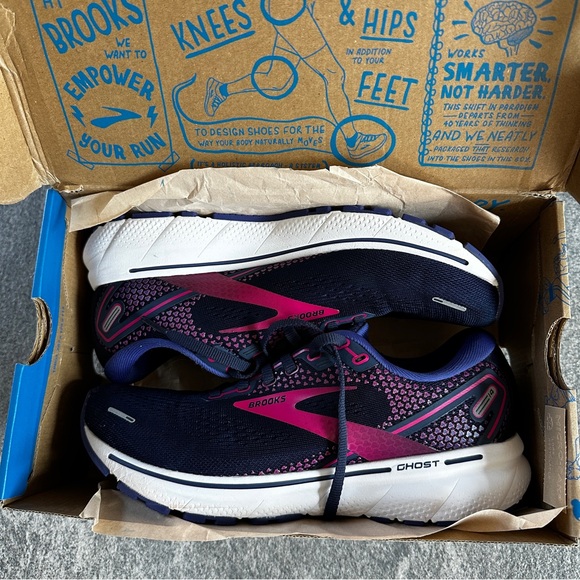 EUC Brooks Ghost 14 Women’s Size 8 Navy Pink Comfort Support Running Sneakers - Picture 16 of 16